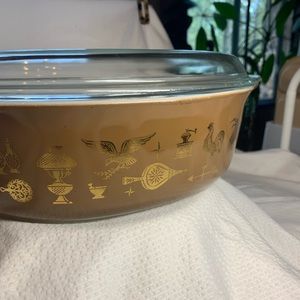 Vintage Pyrex “Early American” Large Covered Casserole Dish WITH LID